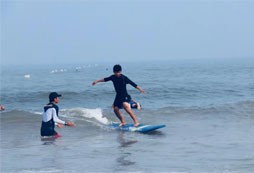 暑假夏令營(yíng)活動(dòng)價(jià)格成都