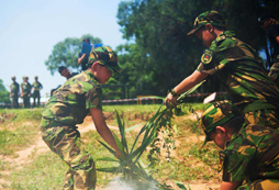 有一種集訓(xùn)可以在成都軍事夏令營里完成！