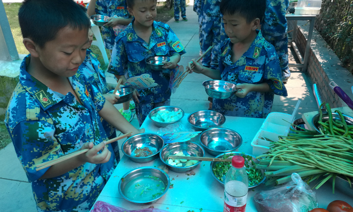 成都軍旅夏令營(yíng)的意義是什么？為什么如此受歡迎？.jpg