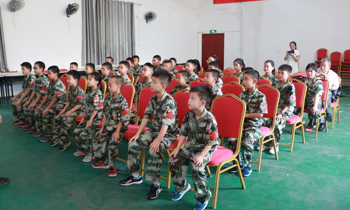 六歲適合參加軍事夏令營嗎