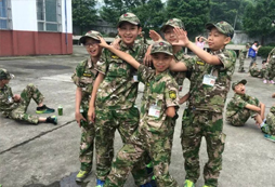 成都軍事夏令營(yíng)適合多少歲的孩子參加？