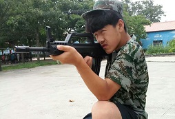 暑期吃苦夏令營培養(yǎng)孩子健康的身心