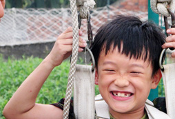 艱苦夏令營讓我學(xué)會(huì)堅(jiān)持就是勝利