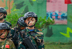 吃苦夏令營費(fèi)用是多少！