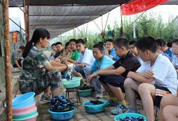 暑假吃苦夏令營讓孩子們更懂事