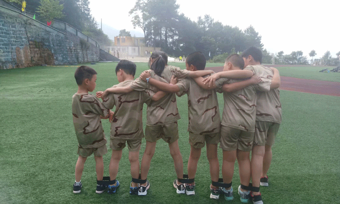 吃苦成長(zhǎng)夏令營(yíng)哪家好