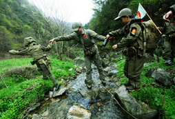 為何要選擇軍事吃苦夏令營(yíng)活動(dòng)？