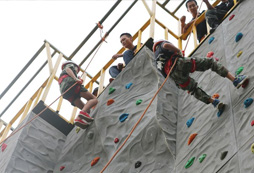 30天吃苦夏令營讓你擁有鐵血精神