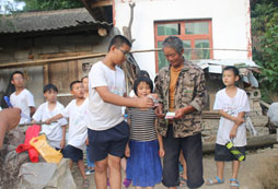 孩子奢靡浪費(fèi)參加什么夏令營(yíng)？