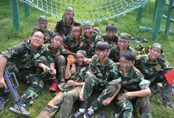 吃苦夏令營，青少年成長的無名英雄