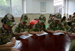暑期參加重慶軍事夏令營有哪些保障