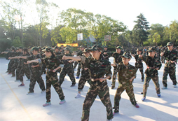 重慶兒童夏令營軍事營有哪些特點？
