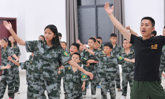 重慶軍訓(xùn)營報名多少錢