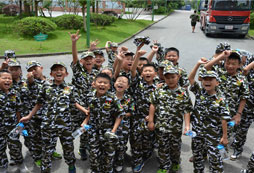 參加開州區(qū)夏令營能提升孩子的領(lǐng)導(dǎo)能力嗎