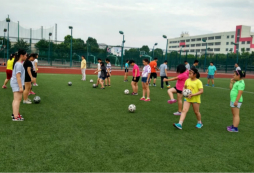 參加2024年重慶足球夏令營感受真正球技!