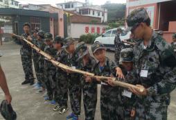 重慶軍事夏令營讓學(xué)生通過軍事活動得到成長