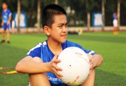 重慶足球夏令營活動讓孩子更好的感受足球的魅力！