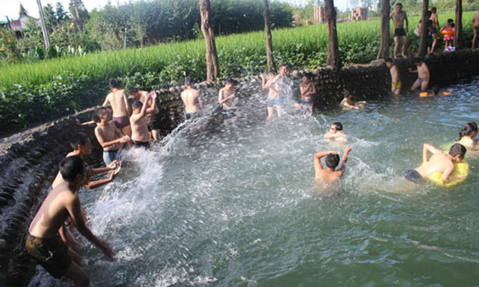 成都叢林狼軍事夏令營(yíng)