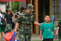 孩子是否需要帶很多東西前往溫州吹臺山夏令營？