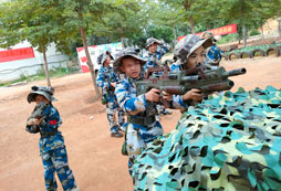 一起射擊！