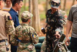 海南刀峰拓展軍事夏令營(yíng)報(bào)名須知有哪些