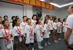 遼寧李陽瘋狂英語打造輕松突破學習難題