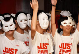參加?xùn)|莞兒童夏令營正確教孩子背單詞