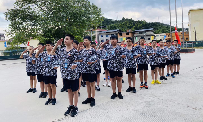 東莞軍事夏令營怎么選