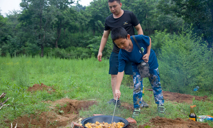 勇者軍事夏令營