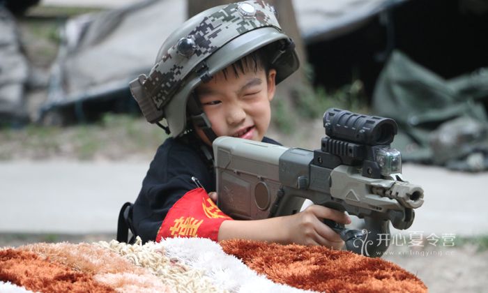 兒童軍事夏令營活動