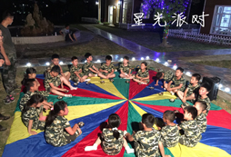 兒童戶外夏令營全新的兒童專用設(shè)備