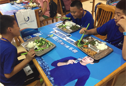 準備吃飯