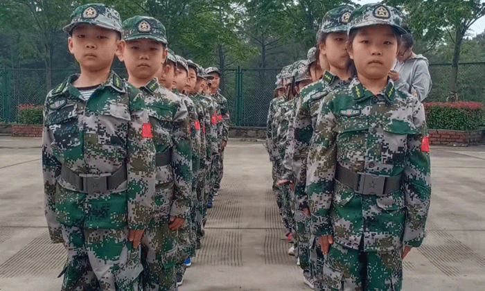 紅狼軍事夏令營(yíng)