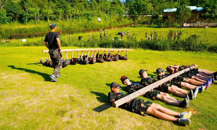 福建軍訓(xùn)夏令營哪家好