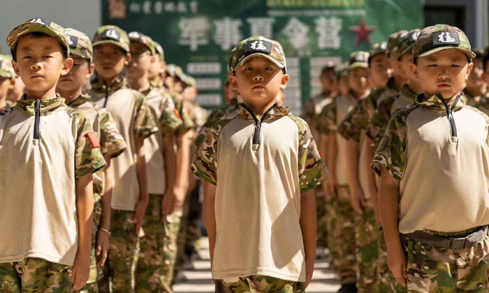 阜陽小學(xué)生軍事夏令營好處