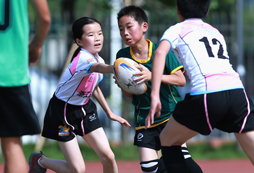橄欖球夏令營適合多大的孩子參加？
