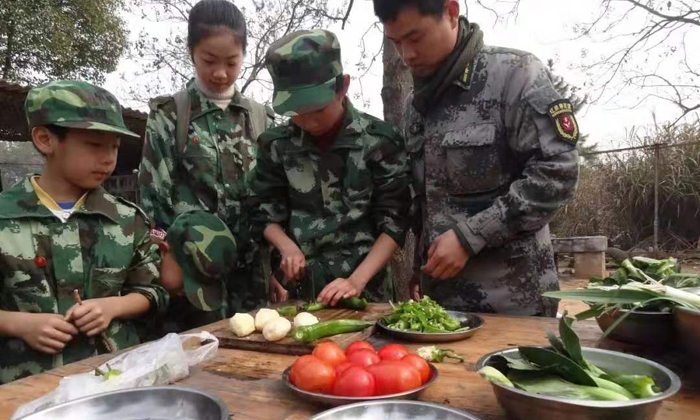 贛州假期軍訓夏令營