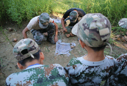 贛州軍事夏令營幫助孩子建立良好的人際關(guān)系