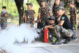 滅火器使用教學(xué)