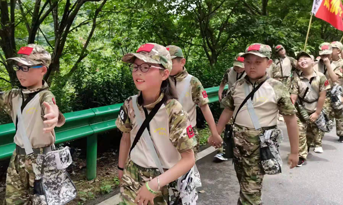 廣德軍事夏令營(yíng)多少錢(qián)