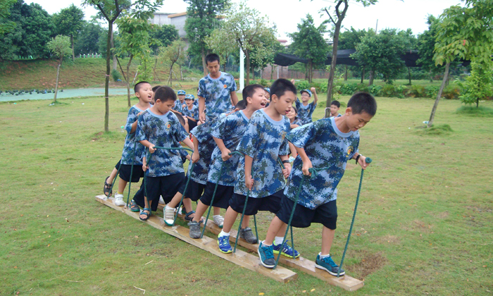 廣東軍式夏令營