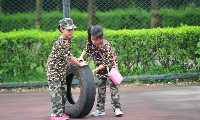 汕頭小學(xué)生吃苦暑假夏令營(yíng)