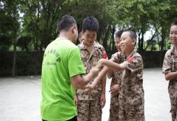 青少年參加廣西軍事訓練營的收獲
