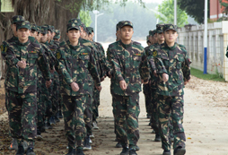 參加廣西青少年夏令營點燃夏日激情