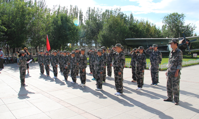廣西柳州軍事夏令營
