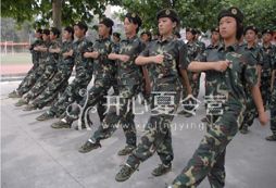 這個(gè)夏天，廣西軍事夏令營(yíng)圓你“特種兵”的夢(mèng)