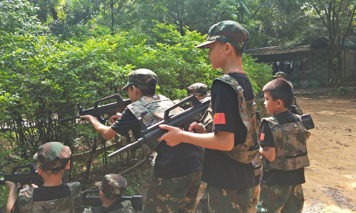 廣州7天軍事夏令營費(fèi)用.jpg