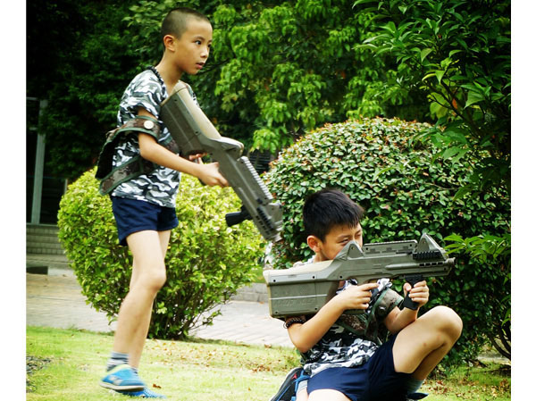 <strong>2017廣州軍事拓展夏令營報(bào)名優(yōu)惠政策</strong>