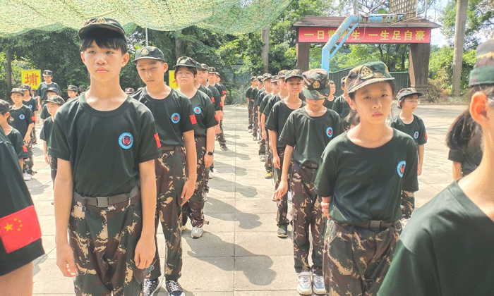 廣州小學生軍事夏令營