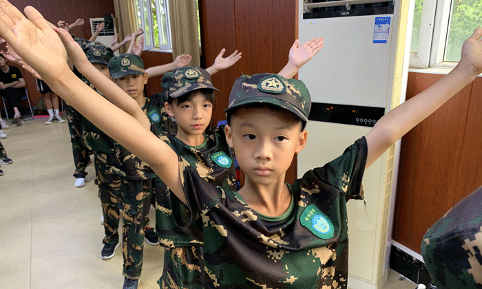 廣州軍事夏令營價格